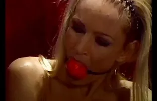 XXX అంగ సెక్స్ నేపథ్యంలో ఆకాశనీలం సముద్ర