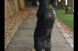 XXX నా తండ్రి wants to suck cock కుమార్తె పాఠశాల విద్యార్ధిని