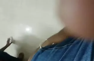 XXX యువ ఆడవారు ప్రదర్శించాడు. పోర్న్ పార్టీ
