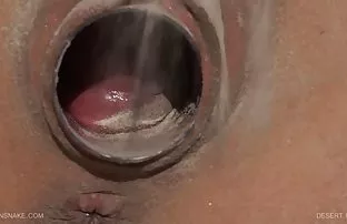 XXX చల్లని ఇటాలియన్ గ్రూప్ సెక్స్ లో నైట్ క్లబ్