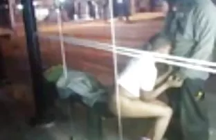 XXX రాగి జుట్టు బ్ర తో ఒక రుచికరమైన ముడ్డి