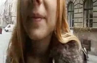 XXX అత్త పెద్ద Tits తో బాత్రూమ్ లో peeped