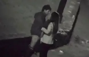 XXX నాటిన ఒక సభ్యుడు పెద్ధ రొమ్ములు కలధి ములాట్టో