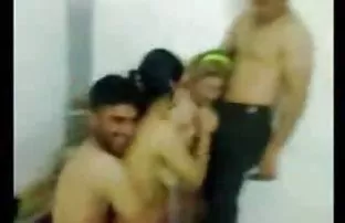 XXX అమెజాన్ - గ్రూప్ శృంగార భయానక