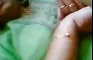 XXX ఒక గుంపు యొక్క ఆసియన్లు రేప్ ఒక పాఠశాల విద్యార్ధిని