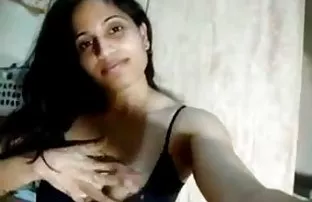 XXX కుమార్తె రికార్డు వీడియో Fucks her father
